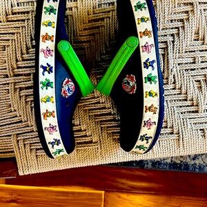 Crocs Grateful Dead 50th anniversary. Worn as house shoes. M8 W10. See photos.
